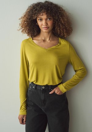 REGULAR FIT SLOUCH V-NECK LONG SLEEVE - Bluză cu mânecă lungă - celery green