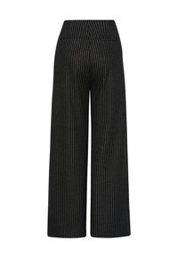 BRAX STYLE LILLYTH FLARED - Stoffhose - black