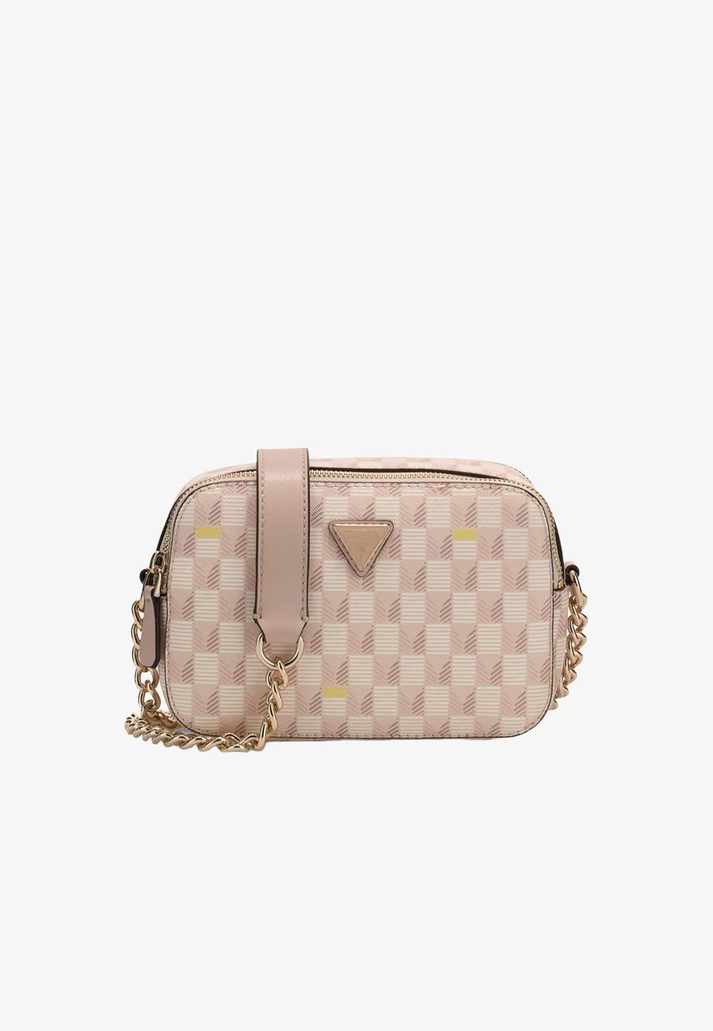 Ορθογώνια τσαντάκι crossbody με ροζ και κρεμ καρό σχέδιο, χρυσή αλυσίδα και δερμάτινο λουράκι μπροστά με τρίγωνο λογότυπο.