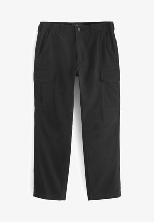 Pantaloni cargo neri realizzati in tessuto robusto, con numerose tasche laterali, una vestibilità rilassata e dettagli di cucitura visibili.