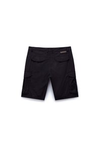Schwarze Cargo-Shorts mit glatter Textur, versehen mit zwei Seitentaschen und zwei Gesäßtaschen, die mit einem Knopf am Bund gesichert sind.