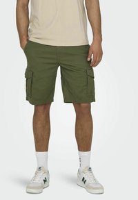 Only & Sons NORMAL GESCHNITTEN - Short - olive night