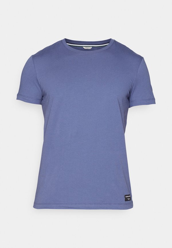 CENTRE - Basic T-shirt4