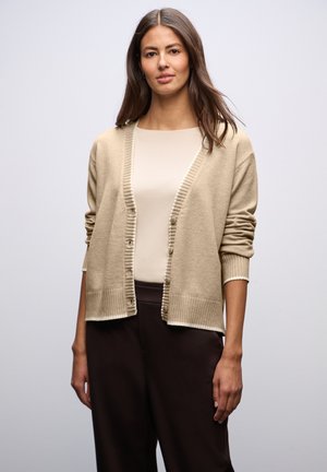 MIT KONTRASTDETAILS - Strickjacke - beige
