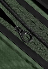 Redolz ESSENTIALS 11 4 ROLLEN KABINENTROLLEY 55 CM MIT DEHNFALTE UNISEX - Trolley - olive