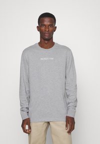 Nike Sportswear CORE TEE - Camisola de manga comprida - dark grey heather