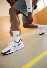 AIR ZOOM G.T. CUT ACADEMY - Korvpallijalatsid - white/black/summit white/anthracite