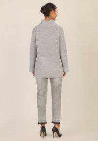 Apart - Sweter