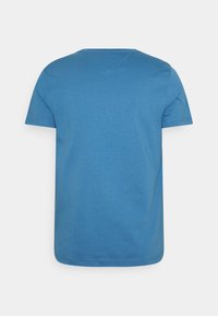 Tommy Hilfiger TOMMY LOGO TEE - T-shirt estampada - dusty indigo