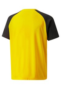 Geel sport t-shirt met zwarte raglanmouwen. Kenmerkt zich door een gladde textuur en een ronde halsontwerp, geschikt voor sport of casual draag.