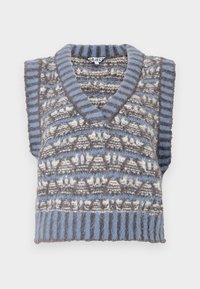 Chaleco de punto sin mangas con patrones geométricos en azul, gris y blanco, y un cuello en V ribeteado y dobladillo.