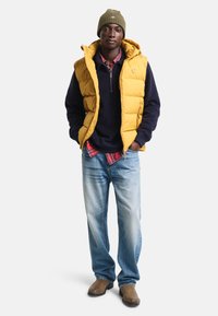 GANT ACTIVE CLOUD VEST - Weste - maple yellow