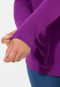 Ulla Popken ROLLKRAGEN - Langarmshirt - dark purple