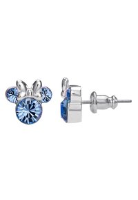 Boucles d'oreilles en cristal bleu avec un design en nœud et des formes circulaires, montées sur un métal argenté, avec une finition brillante et polie.