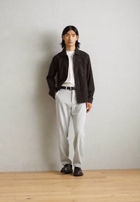 Lindbergh CROPPED LENGTH OVERSHIRT JACKET - Jachetă de vară - black melange