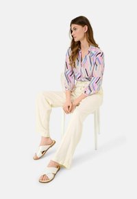 BRAX STYLE MAINE - Stoffhose - soft beige