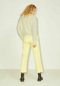 JJXX JXEMBER LS FLUFFY CREW NECK  NOOS - Trui - afterglow
