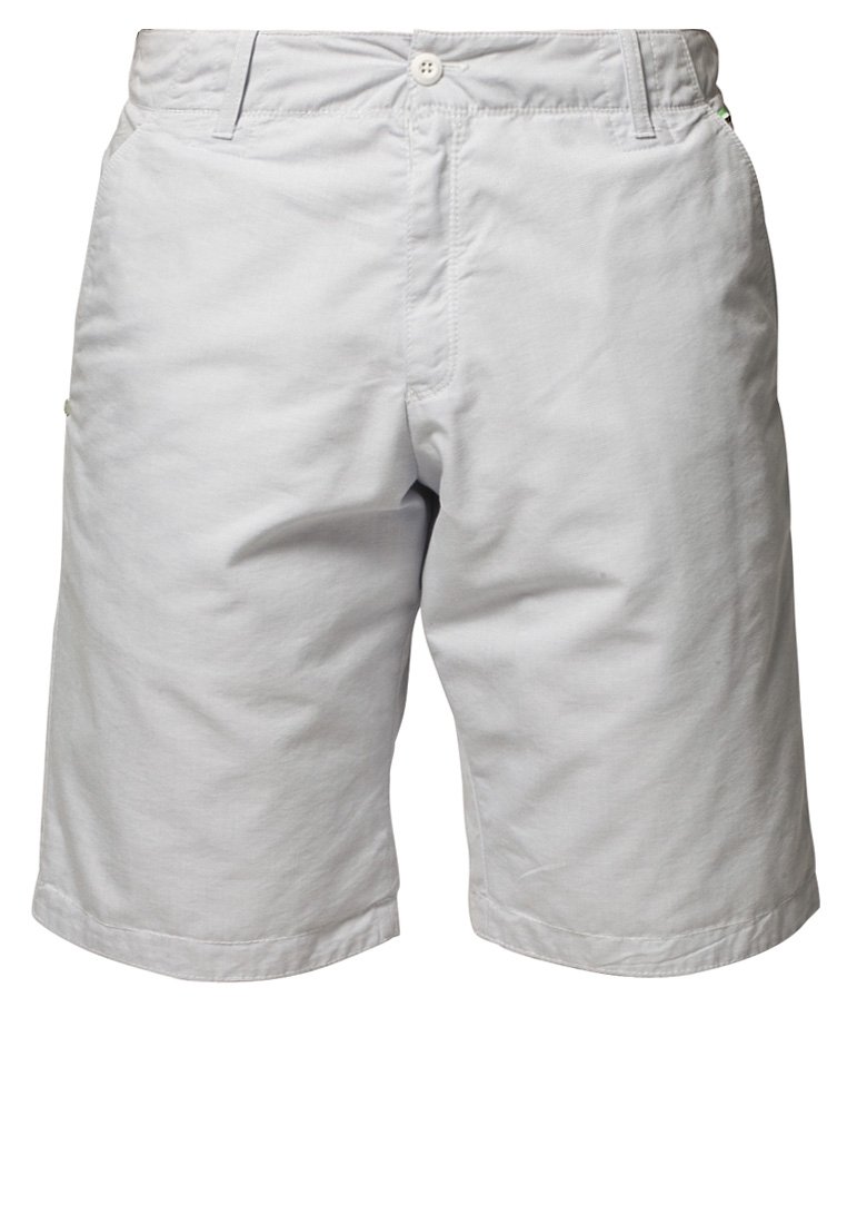 Shorts en coton gris clair avec une coupe droite, dotés d'une fermeture par bouton, de passants pour ceinture et de poches latérales. Texture lisse, détails minimalistes.