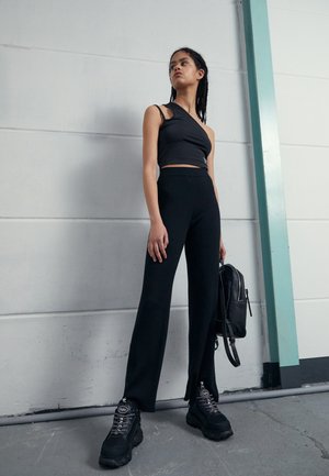 VEGAN CHAI - Sneakers laag - black