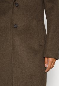 Isaac Dewhirst PEAK - Casaco clássico - new taupe