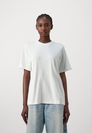 Vero Moda VMDEMI ONECK - T-shirts - snow white