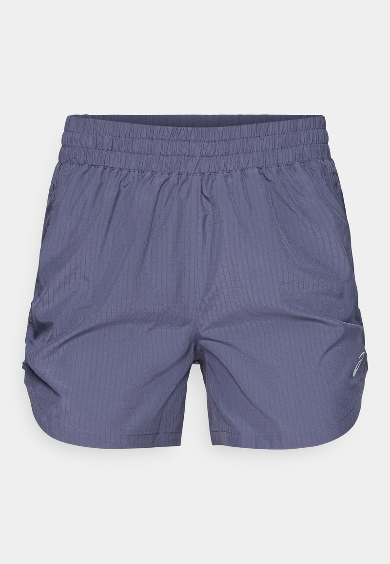 Pantalones cortos deportivos para hombres en un color azul oscuro, con una tela texturizada y rayas verticales, cintura elástica y bolsillos laterales.