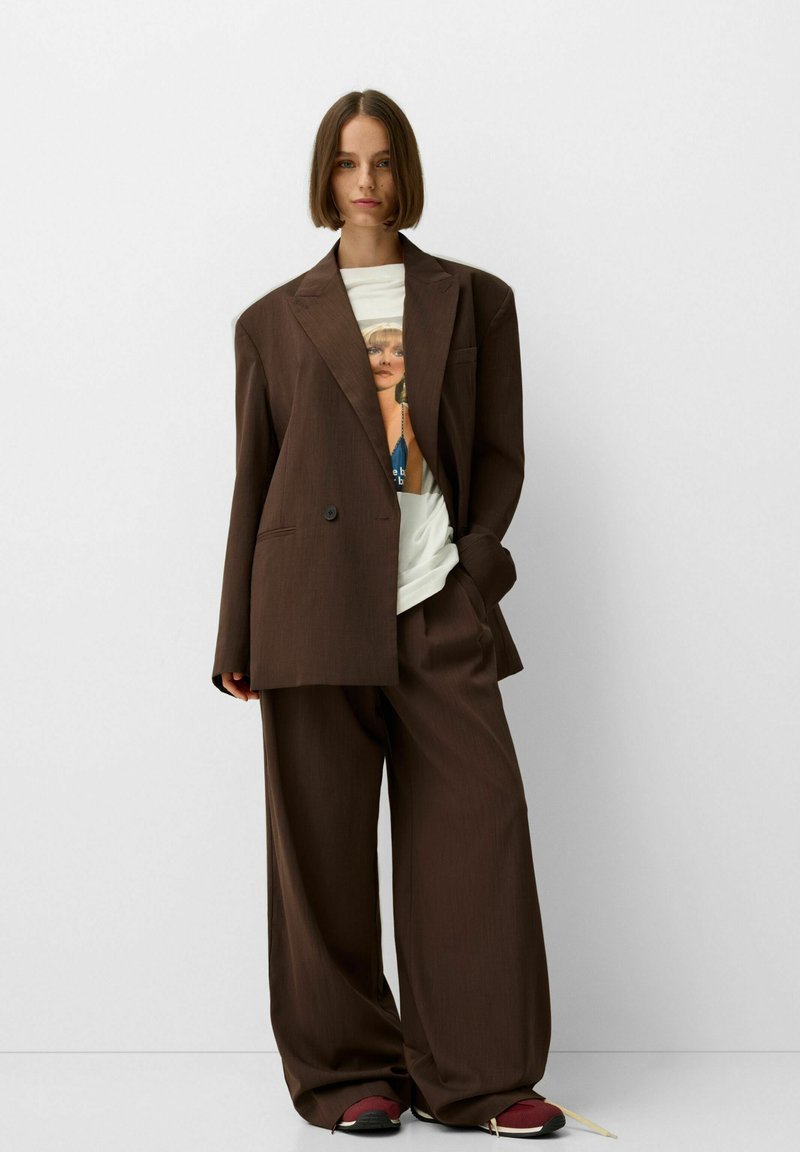 Bershka Blazer donkerbruin