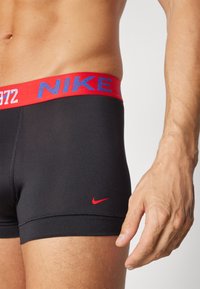 Nike Underwear TRUNK 3 PACK - Uske bokserice - black/multicolor