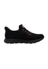 Chaussure de sport noire avec une tige en mesh, un col rembourré et des lacets orange contrastés. Dotée d'une semelle en caoutchouc texturée pour une meilleure adhérence.