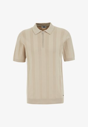 Polo shirt beige à manches courtes avec un col zippé, des rayures verticales texturées, des poignets côtelés et un discret détail de logo à l'ourlet.