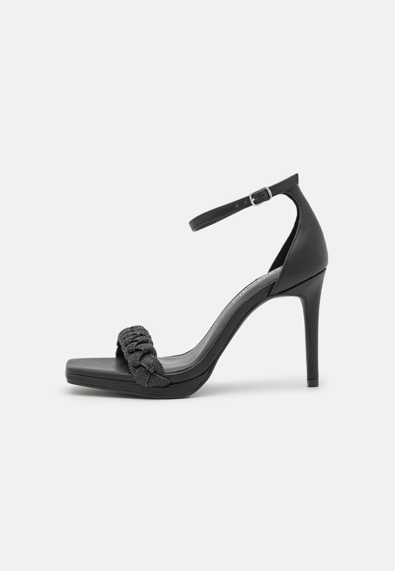 Madden Girl Sandalen zwart