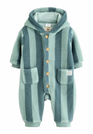 Blød fleece babyheldragt med hætte, lodrette blå striber, træknapper, to forlommer og "Hello Little One" mærkat på lommen.