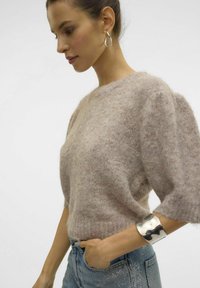 Vero Moda VMNOVAH - Navadna majica - moon rock