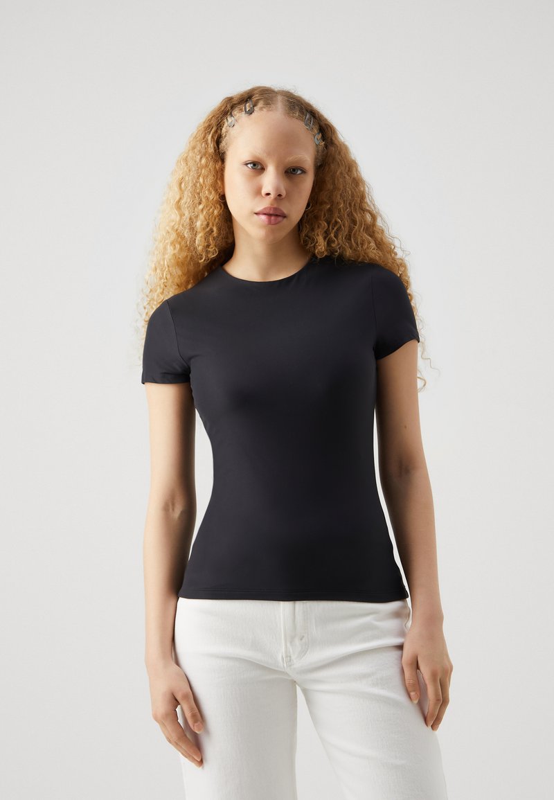 Abercrombie & Fitch TUCKABLE SOFT MATTE BABY TEE Basic Tshirt