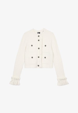 Witte gestructureerde cropped jacket met een voorkant met ruches, vier opgestikte zakken en grijze knopen; heeft uitlopende mouwen met ruches.