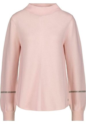 Pull à manches longues rose clair avec une texture côtelée subtile, col montant et un fin détail de rayure sombre près des poignets.
