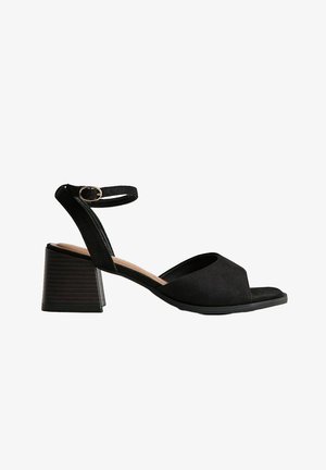 New Look, CURVED FRONT BLOCK HEEL SANDALS - Sandales - black