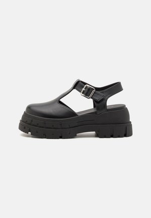 Plateaupumps - black