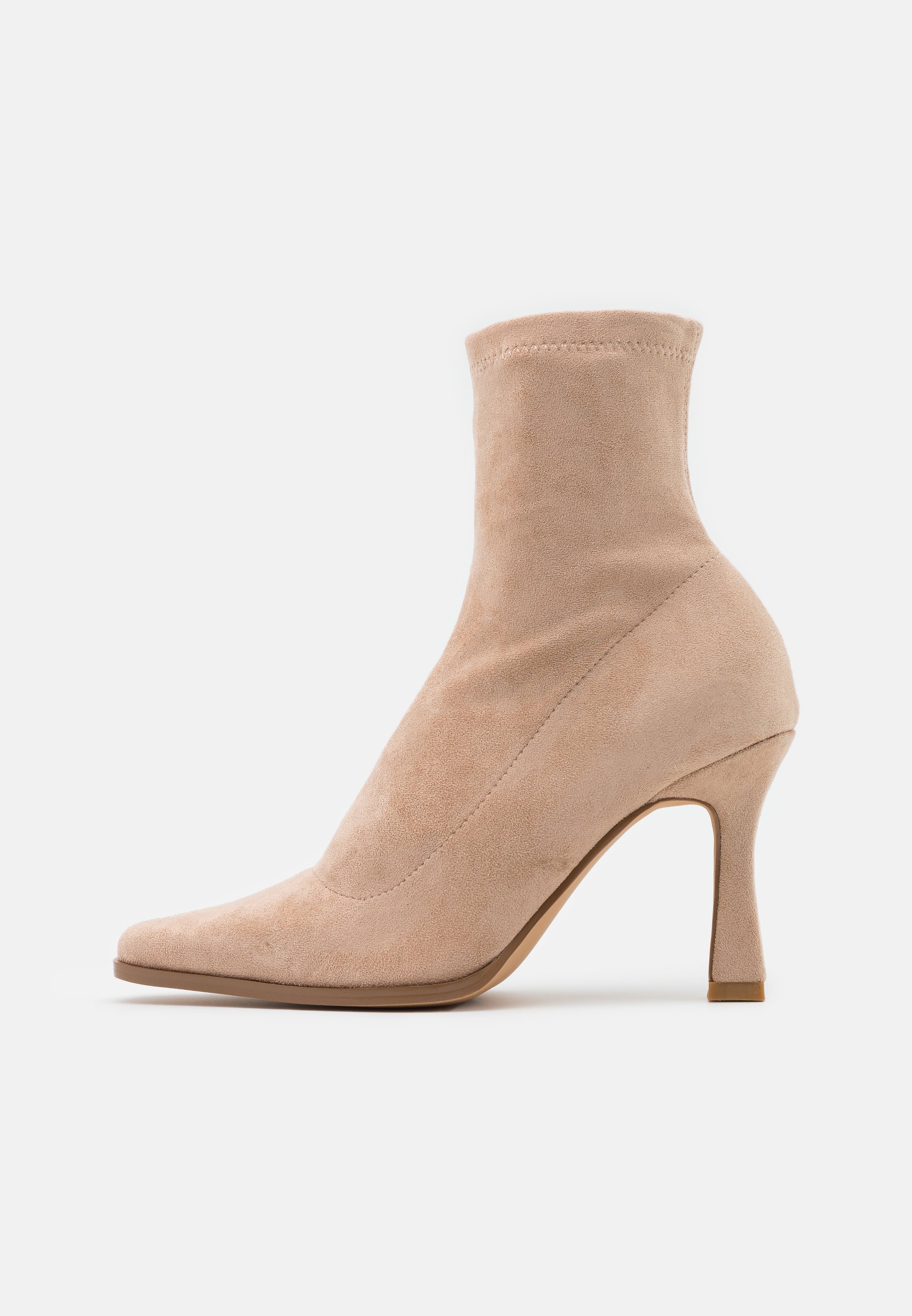 FEATURE SOCK BOOTS Enkellaarsjes met hoge hak sand FEATURE SOCK BOOTS Enkellaarsjes met hoge hak sand
