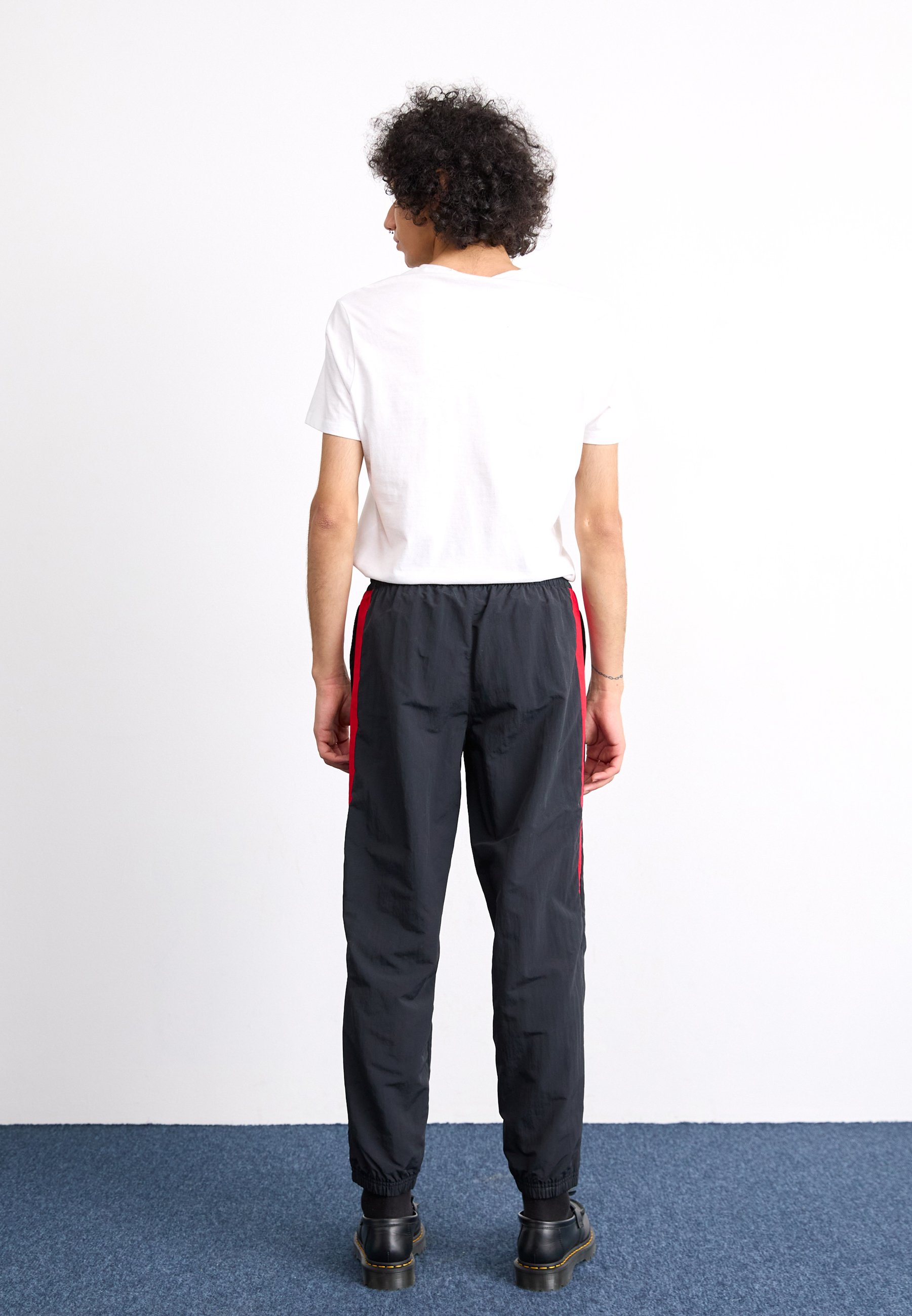 Reebok Classic CROSS CHECK PANT - Tracksuit bottoms - black