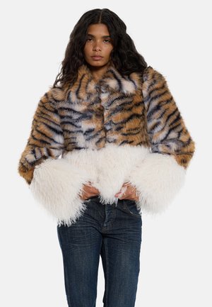 Jaded London, TIGER FAUX FUR JACKET - Зимно яке - brown