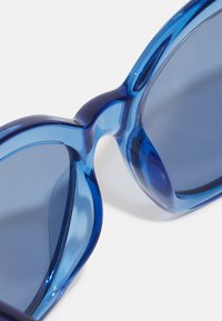 Calvin Klein Jeans Gafas de sol - transparent azure