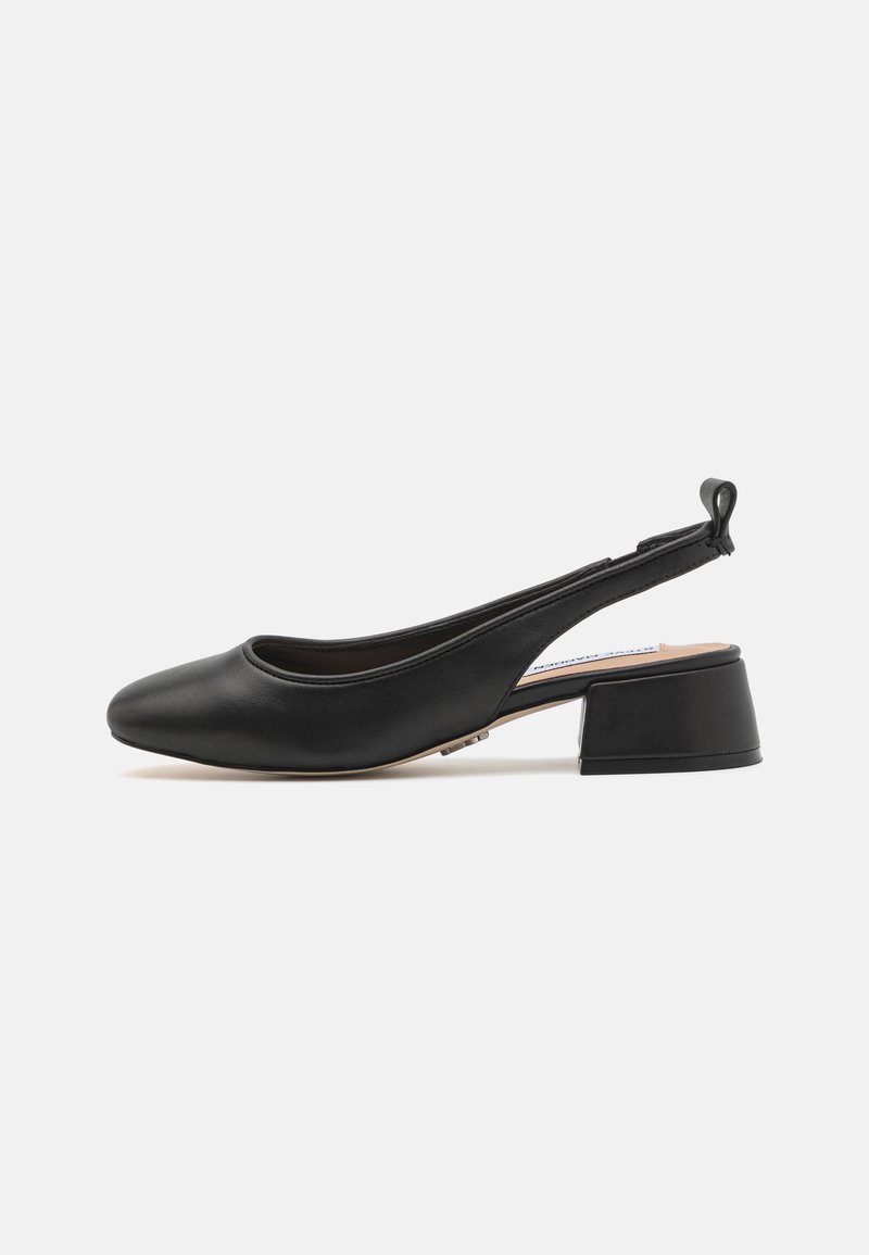 Črni slingback čevlji iz gladke usnje z zaobljenim nosom in nizko blok peto. Imajo tanek trak na hrbtni strani za varen oprijem.