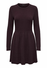 Robe tricotée violet foncé à manches longues, corsage côtelé ajusté, motif torsadé sur le haut et jupe évasée.