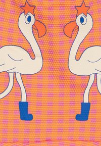 TINYCOTTONS FLAMINGOS SWIMSUIT - Jednodílné plavky - marigold/dark pink