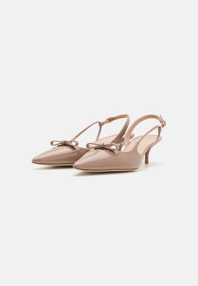 Stuart Weitzman TULLY SLINGBACK - Pantofi clasici cu toc - fawn