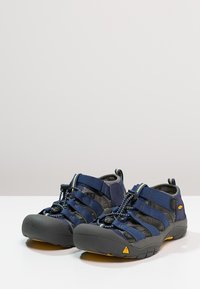 Keen Vaellussandaalit - blue