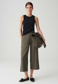 OPUS HIGH RISE CROPPED WIDE FIT - Broek - olive leaf