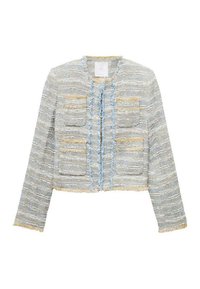 Giacca accorciata in tessuto multicolore texturizzato blu e crema, con quattro tasche anteriori e orli sfrangiati.