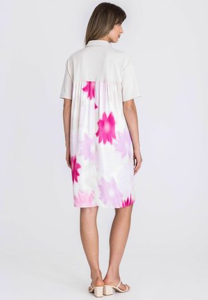 TUZZI, DAMEN - Shirt dress - pearl